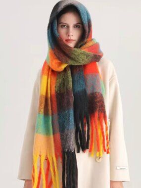 NWT Park and Buzz Layer Up Cozy Plaid Blanket Scarf